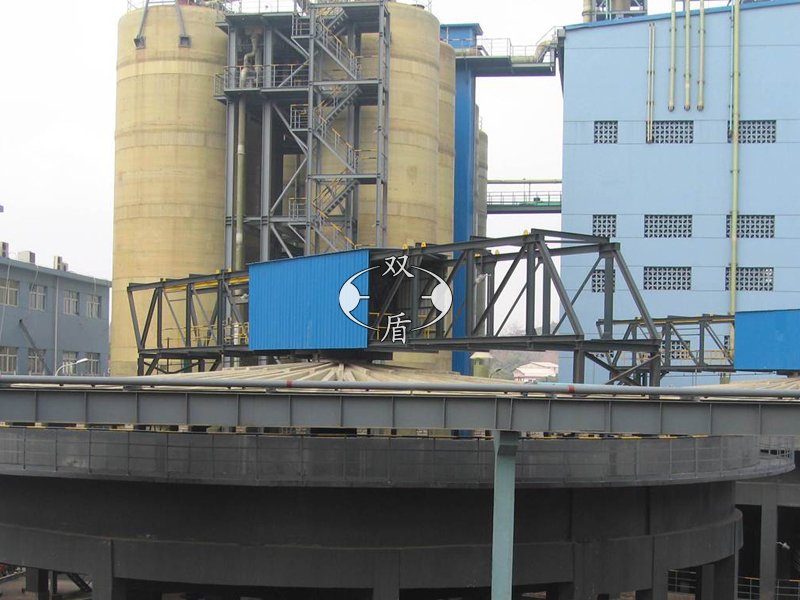 Large storage tanks and thickener cover Φ25m